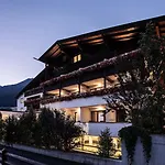 Serles Otel 4*