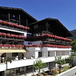 塞雷斯酒店 4*
